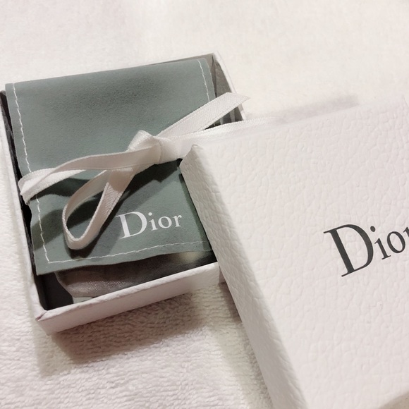 SOLD - Picture 7 of 7